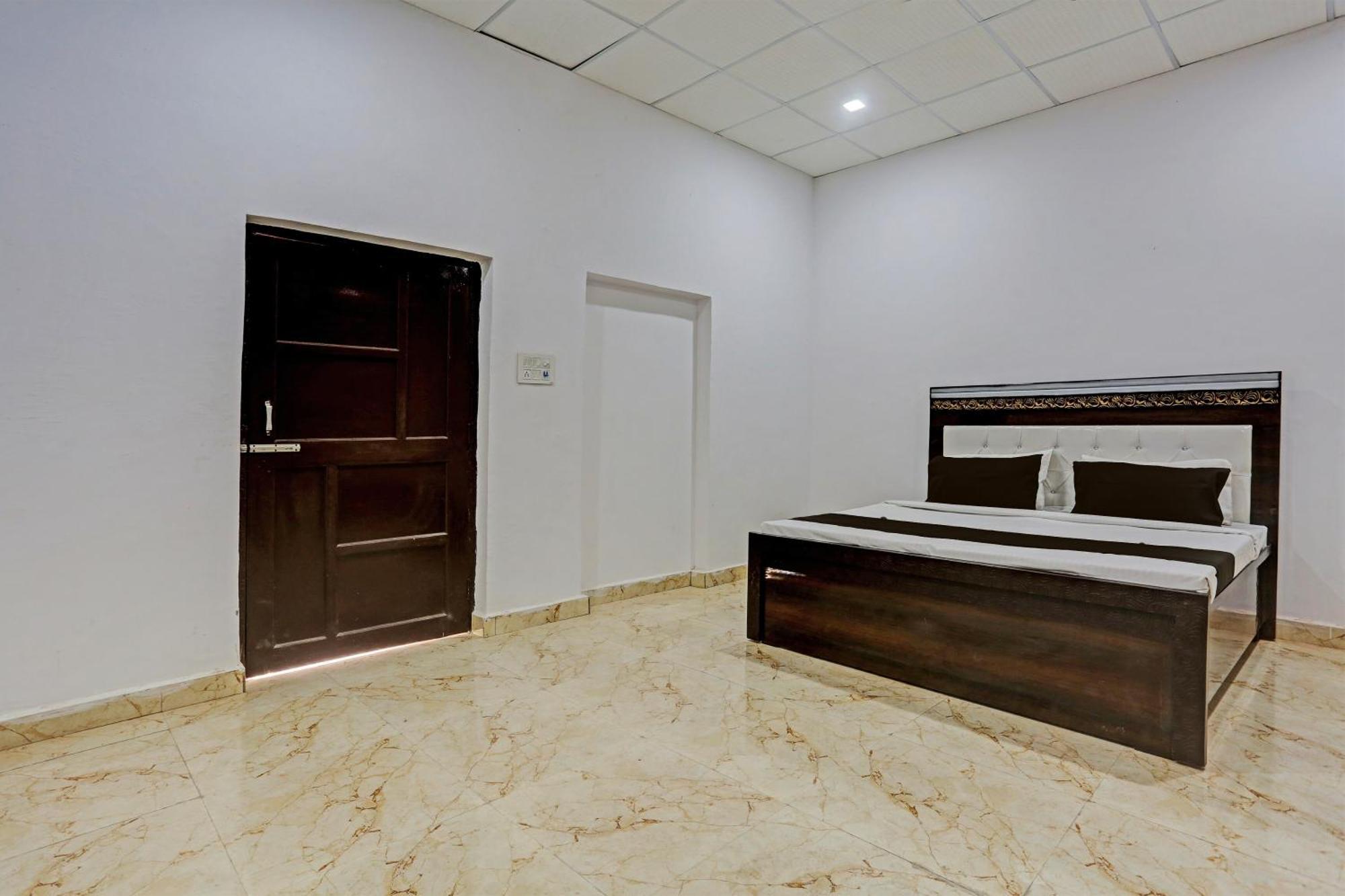 Hotel O Murliwala Wedding Palace And Resort Samalkha Eksteriør bilde